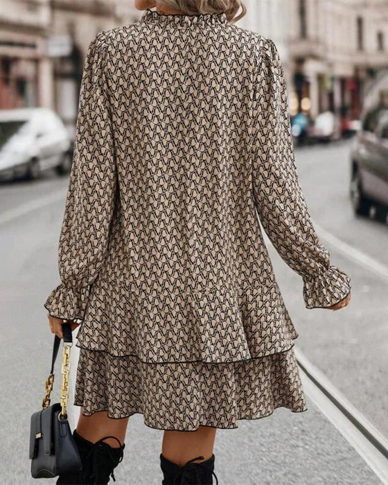 Damesjurk Stella – Elegante jurk met lange mouwen, losse pasvorm en tijdloze stijl