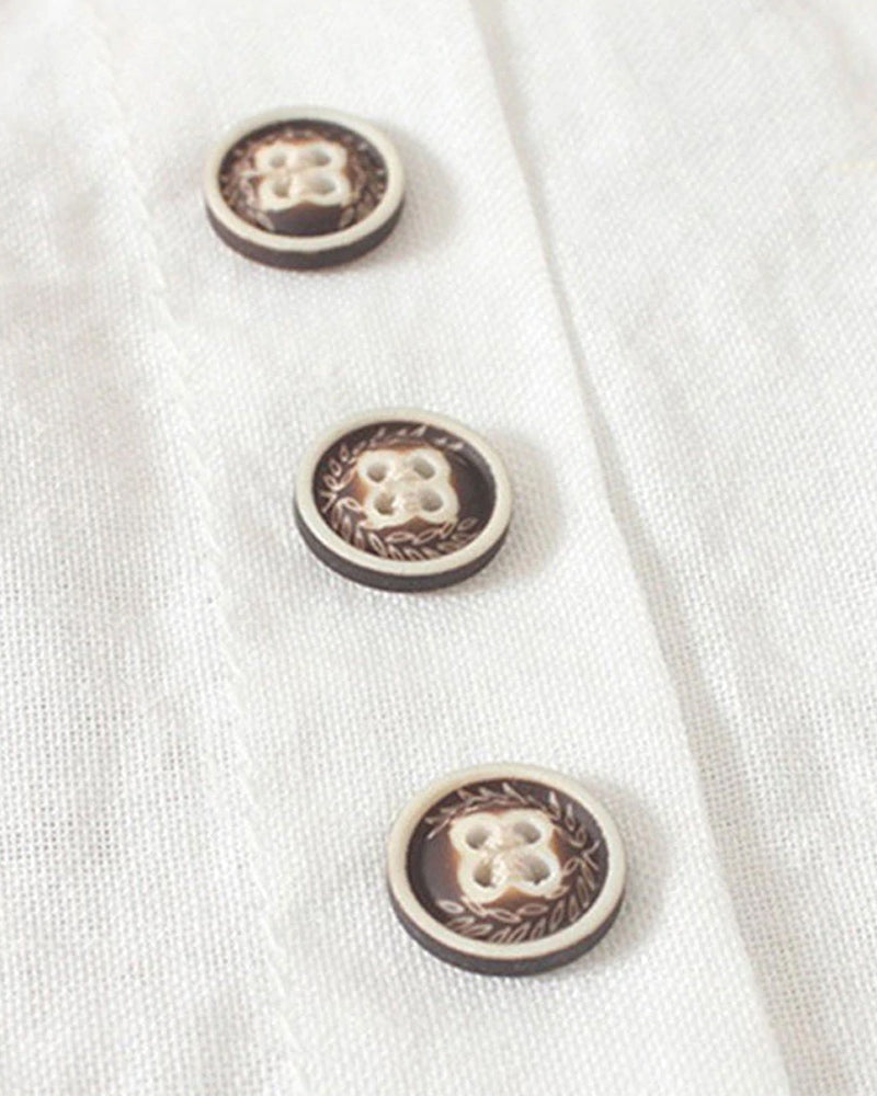 Bluzka damska Lena – lekka lniana bluzka zapinana na guziki i o naturalnym wyglądzie