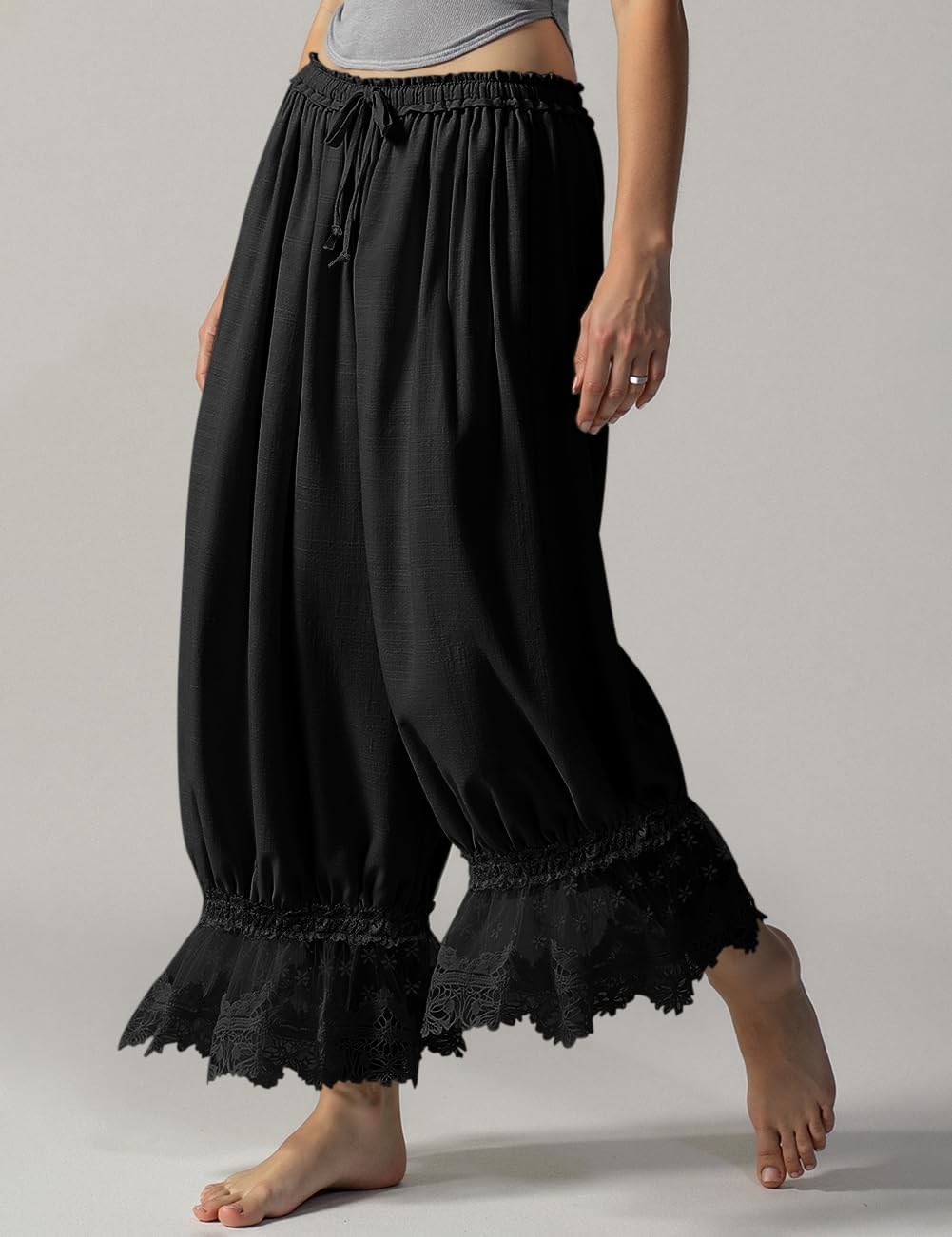 Tyra damebukser vintage – bluse med blonder, bredt snit, sommerflæse, chic