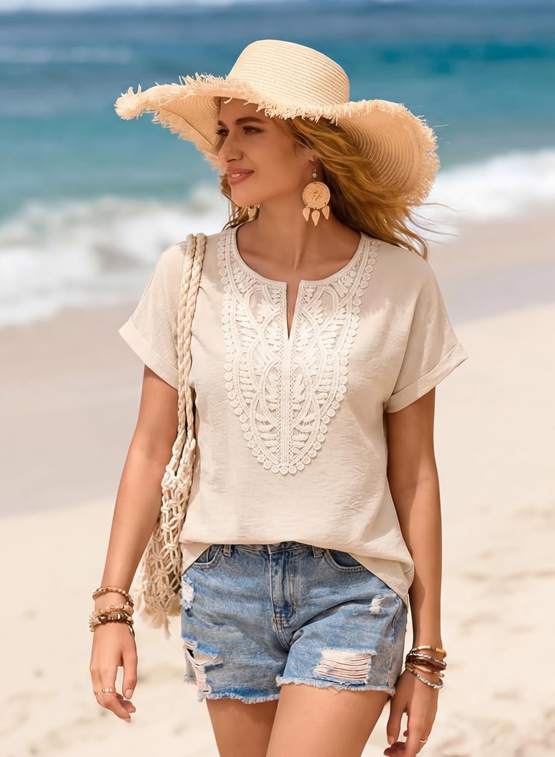 Aelina Bluse Dame – Boheme Top med V-hals, Blonder og Elegant Løs Pasform