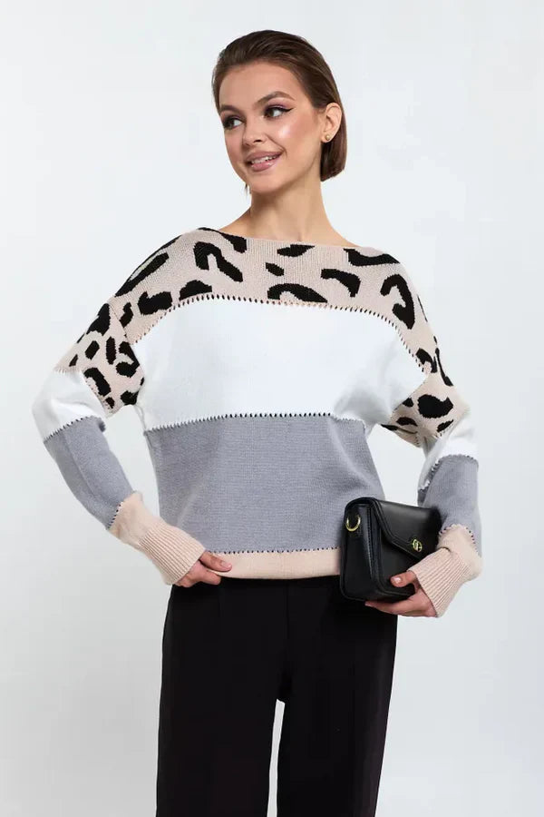 Sweter damski Alianna – szykowny polar z nadrukiem w panterkę, miękki i wygodny na co dzień