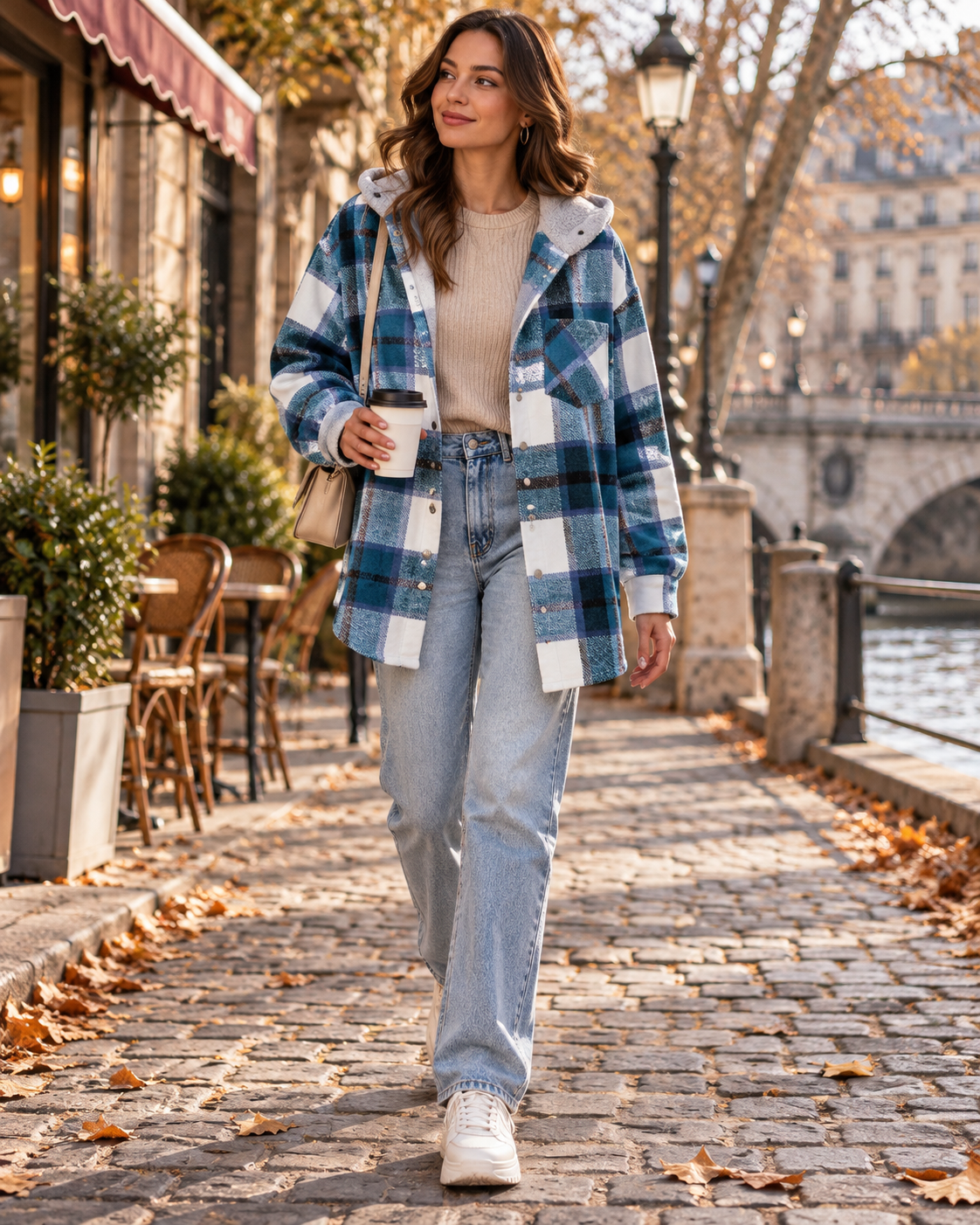 Yana Oversize-Damenhemdjacke mit Karomuster, Kapuze, Knöpfen und Brusttasche