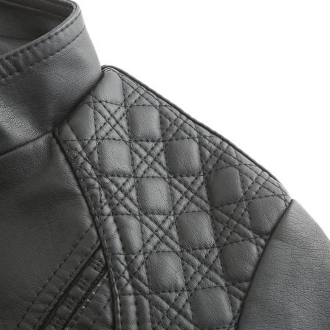 Giacca in pelle da donna Janiyah: elegante collo alto, cerniere e stile moderno