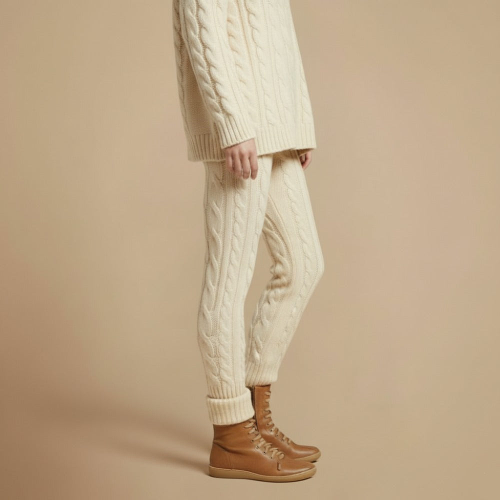 Жіночі півчоботи Melly – ретро чоботи на шнурівці з блискавкою та плоскою підошвою