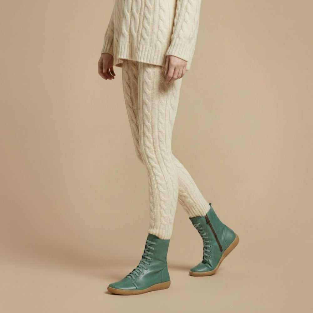 Жіночі півчоботи Melly – ретро чоботи на шнурівці з блискавкою та плоскою підошвою