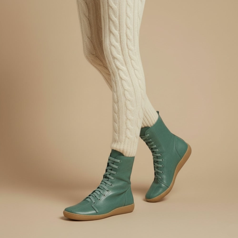 Жіночі півчоботи Melly – ретро чоботи на шнурівці з блискавкою та плоскою підошвою