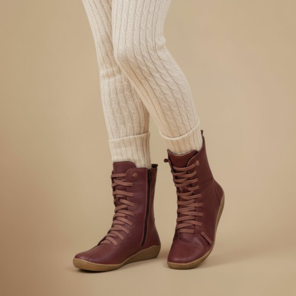 Жіночі півчоботи Melly – ретро чоботи на шнурівці з блискавкою та плоскою підошвою