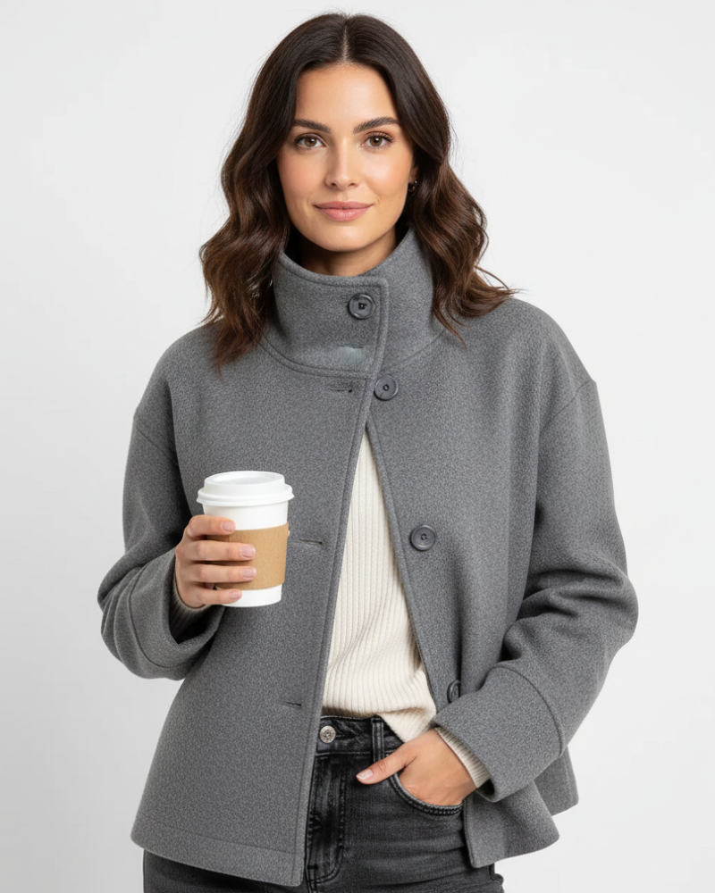 Yara női rövid kabát – elegáns kabát álló gallérral és előnyös szabással