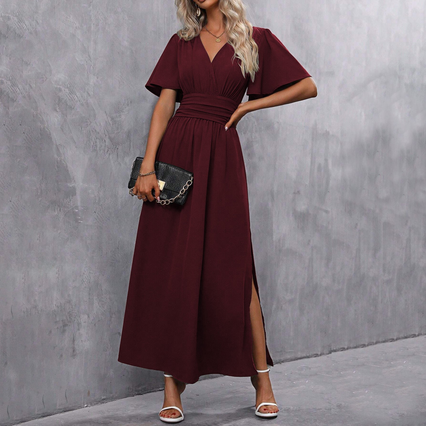 Amy Maxi-jurk voor dames elegant – zwart, V-hals, lichte mouwen & subtiele split