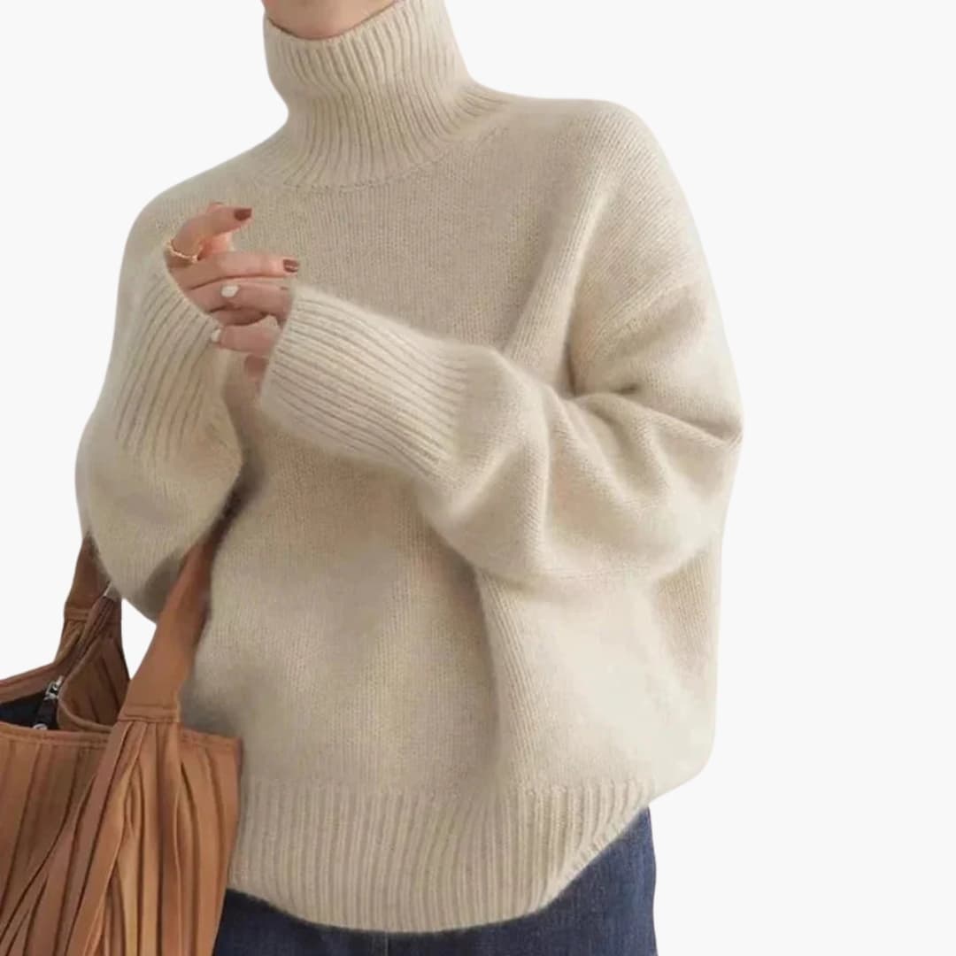Lucy Pull Woman with Turtleneck – Soft Ribbed Knit with Long Sleeves and High Collar
