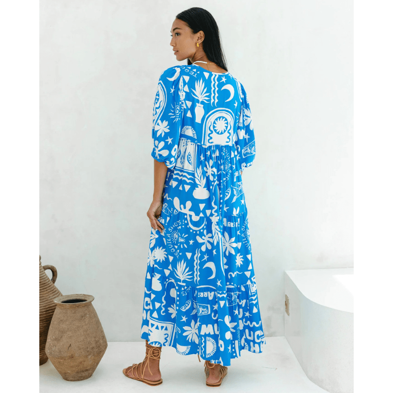 Rosina Robe Longue Looksy – Abstrakt bohemeprint & lagdelt flydende snit