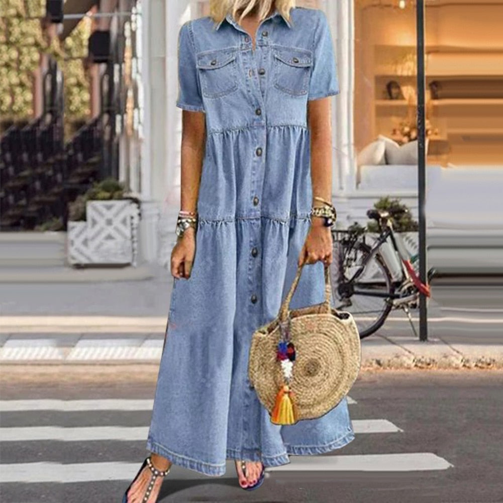 Kjole i denim til kvinder Rebecca – Komfortabel denimkjole med flæser med slankende effekt og luksuriøst look