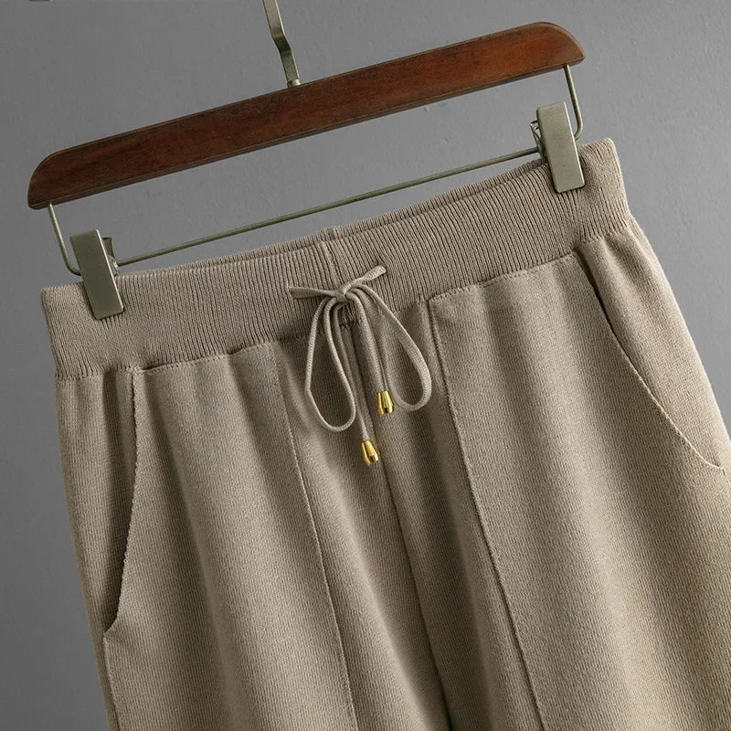 Komplet damski z kaszmiru Delaney – szykowny wzór zebry, miękki i wygodny