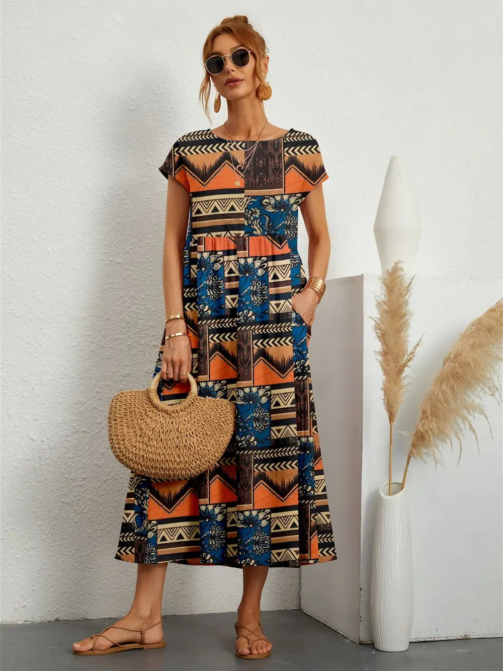 Remi Robe Midi Femme – Blomstret kjole med afslappet pasform & naturlig sommer elegance