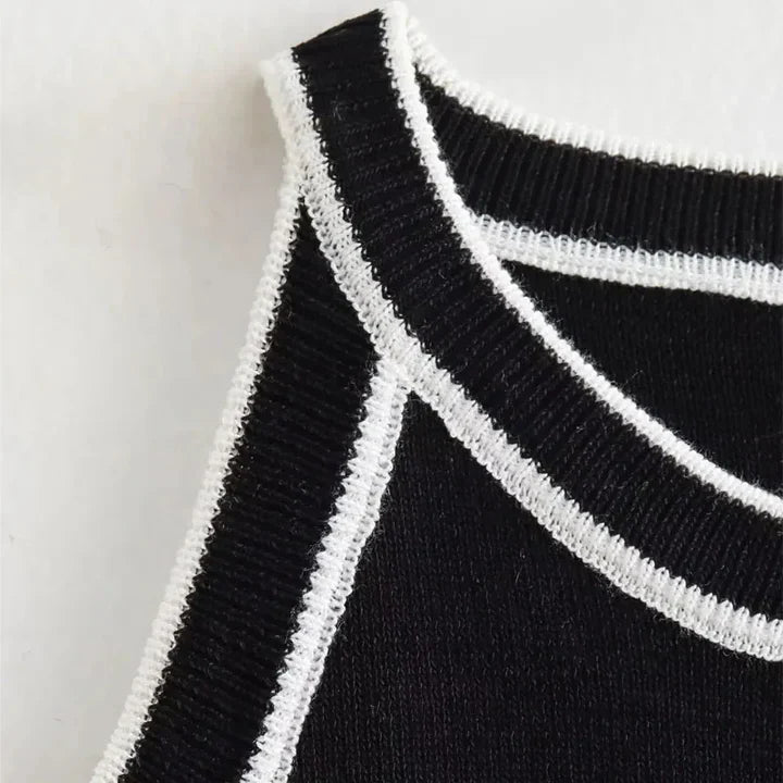 Dames top Sophie – Zwart-witte top met klassieke snit en elegante uitstraling