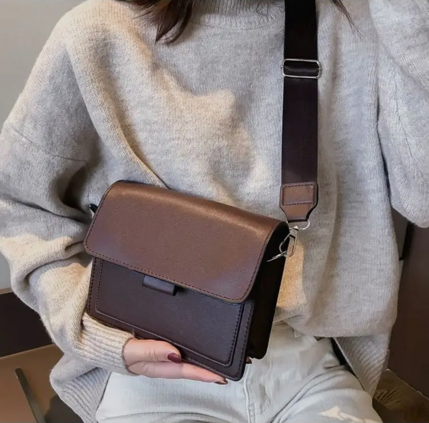 Borsa a mano da donna Coco – Elegante borsa a tracolla in similpelle dal design compatto e chic