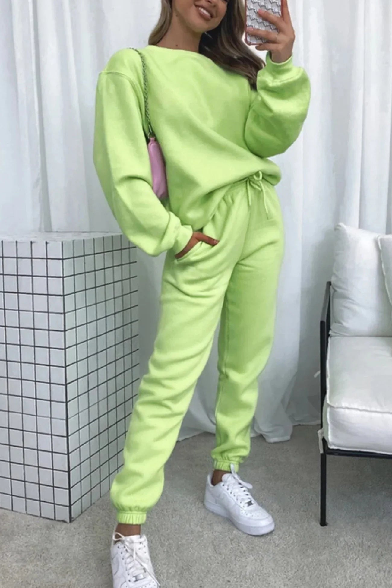 Ruby Ensemble Dame – Avslappet 2 Deler med Løs Genser & Joggebukse med Snor