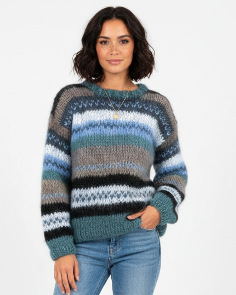 Emelia Women's Knitted Sweater – Warm and Comfortable Sweater Classic Fit with Timeless Style