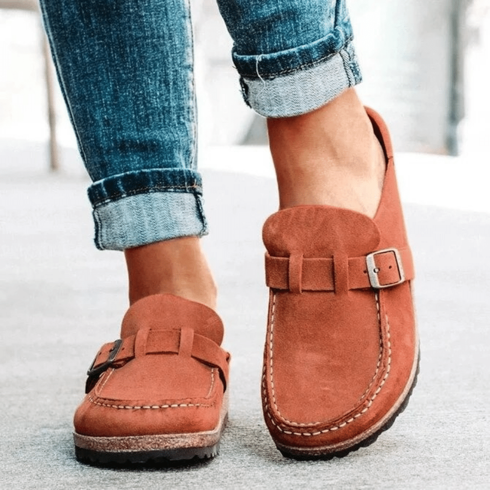 Georgia Sabots Femme Confort – Mules ergonomice cu curea și cataramă pentru stil casual