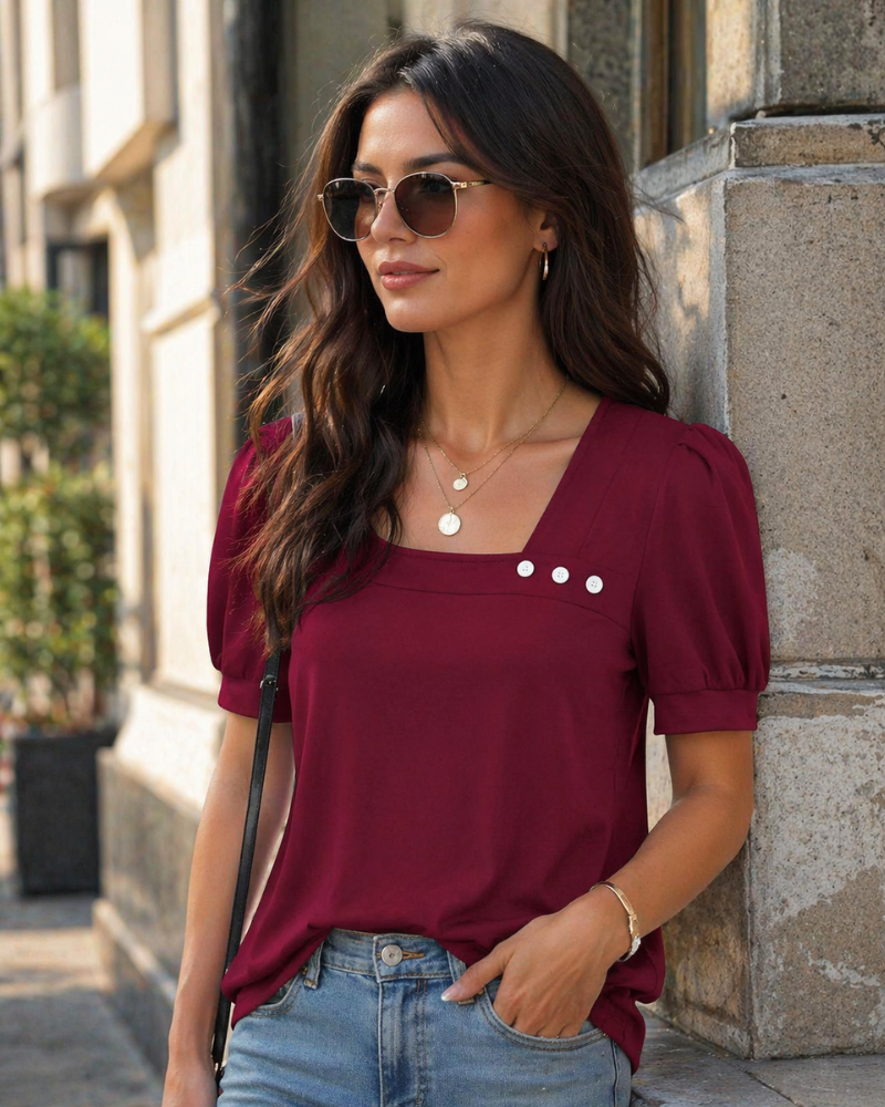 Samira Top Femme – Blouse Col Carré Asymétrique Boutonnée, Manches Courtes Élégantes