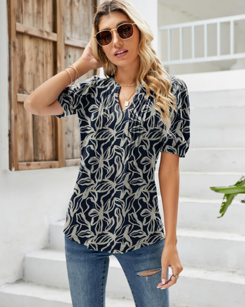 Nina Blouse Femme Été – Col V Fleuri Manches Bouffantes & Coupe Fluide