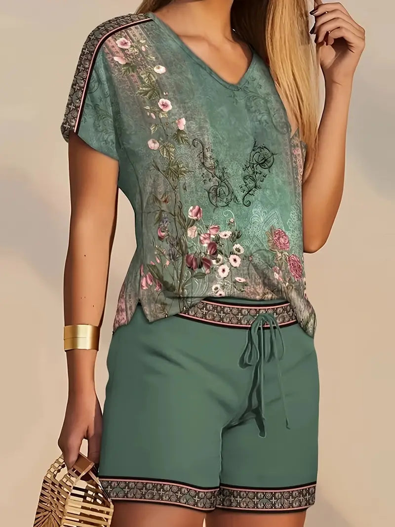 Σετ Skylar Ensemble Femme – Ελαφρύ Σετ με Σορτς & Τύπωμα Λουλουδιών για Κομψή Καλοκαιρινή Εμφάνιση