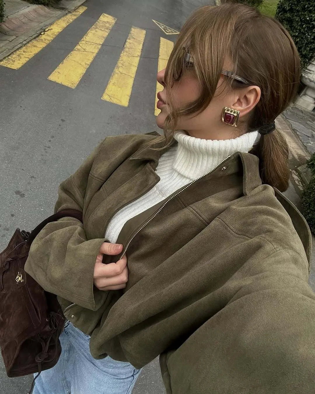 Isla Veste Mulher em Camurça – Casaco Amplo Elegante com Corte Moderno e Conforto Suave