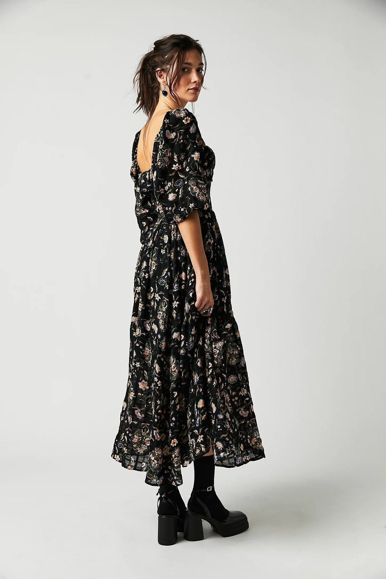 Quinn Midi Jurk Dames – Katoenen Jurk met Bloemen en Romantische Boheemse Stijl & Vleiende Pasvorm