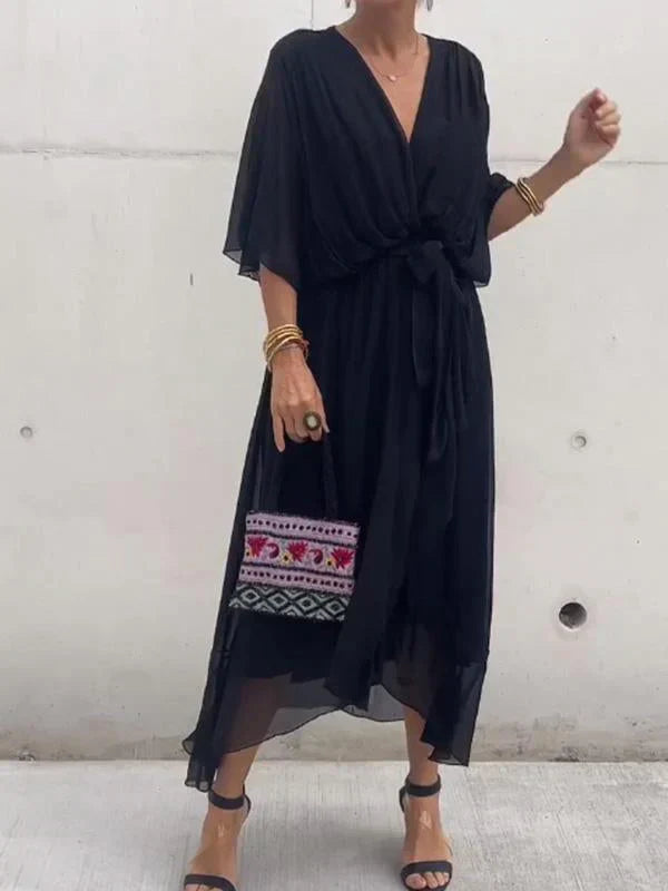 Abigail Robe Femme – Elegant og alsidig kjole med stilfulde detaljer til arbejde & weekend