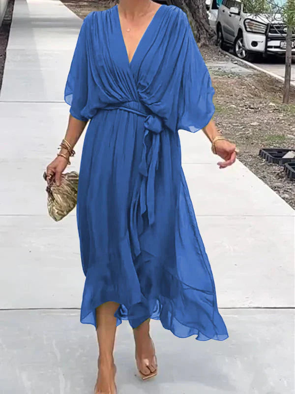 Abigail Robe Femme – Elegant og alsidig kjole med stilfulde detaljer til arbejde & weekend