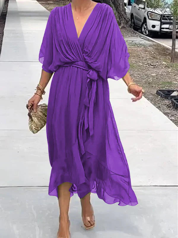 Abigail Robe Femme – Elegant og alsidig kjole med stilfulde detaljer til arbejde & weekend