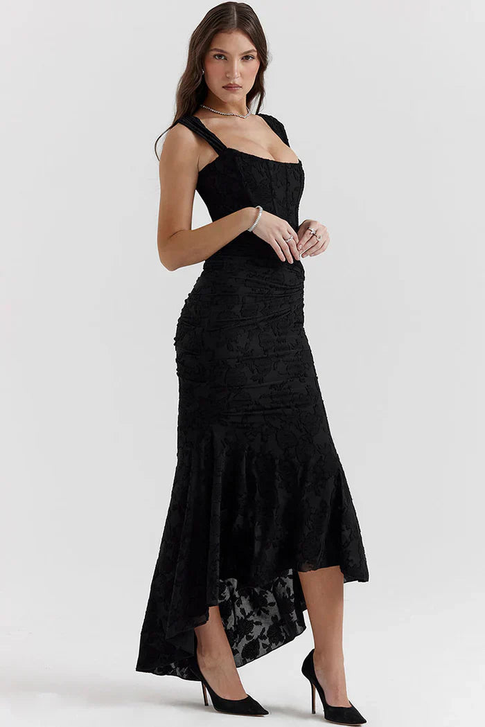 Denisse Robe Longue Elegant – Flatterende pasform & luksuriøst stof til et raffineret feminint look