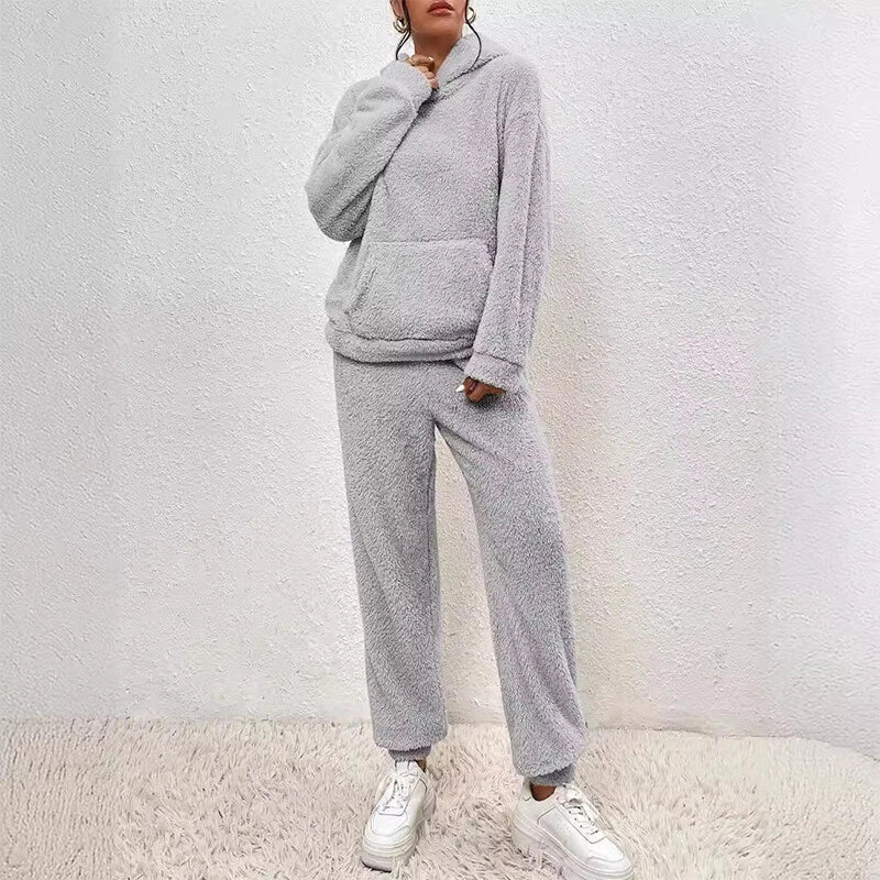 Sloane Ensemble Femme – Pyjama en Polaire Douce avec Capuche & Pantalon Ample pour l’Hiver
