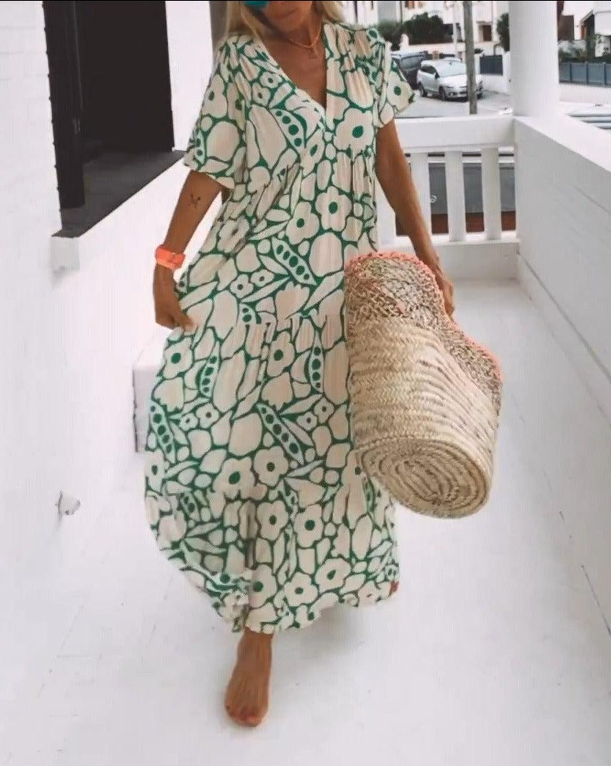 Ester hosszú virágos női köntös – rövid fodros ujjú és zöld krém nyári mintával