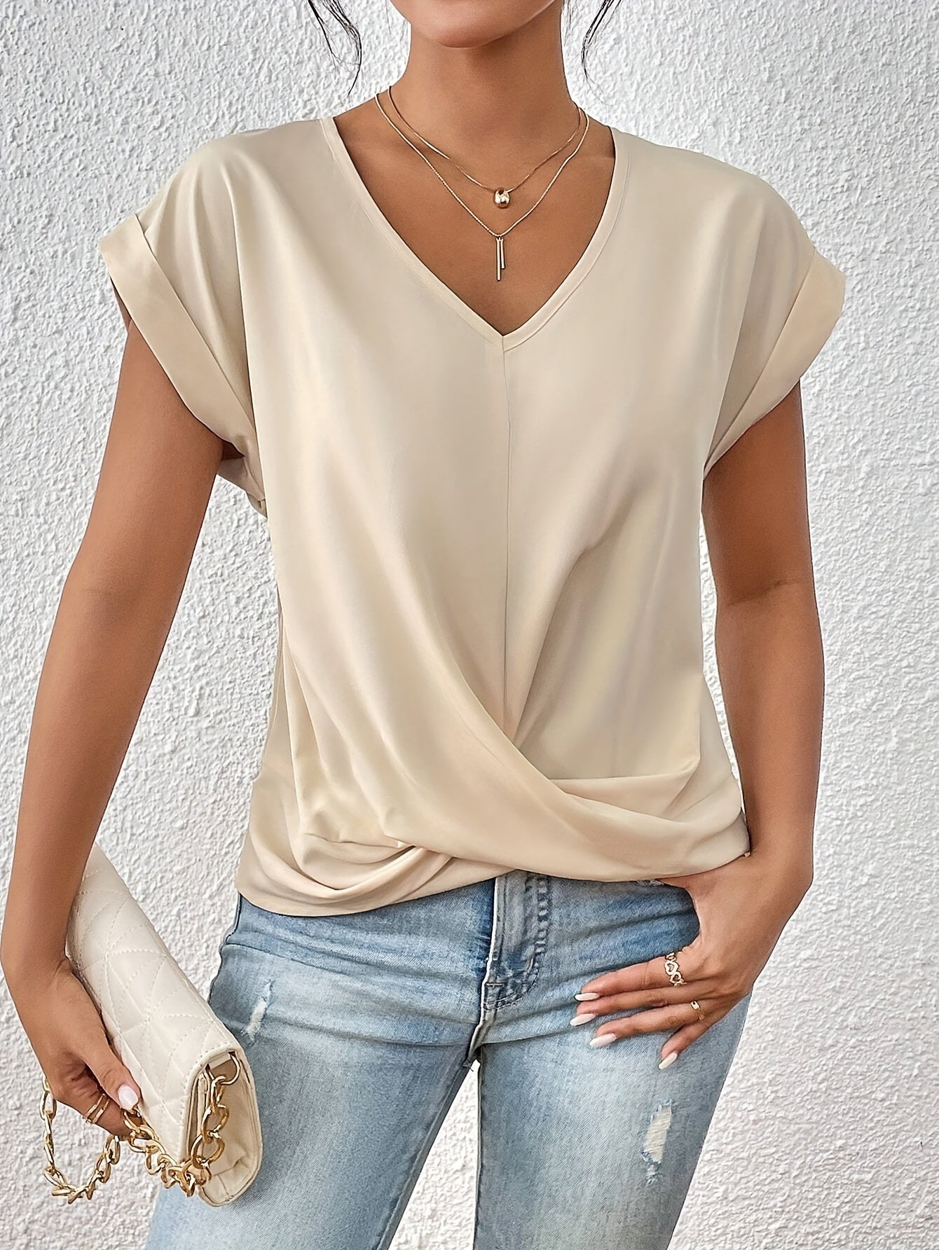 Yasmine Top Femme – V-Ausschnitt mit Knotendetail, eleganter Drapierung & bequemer Schnitt