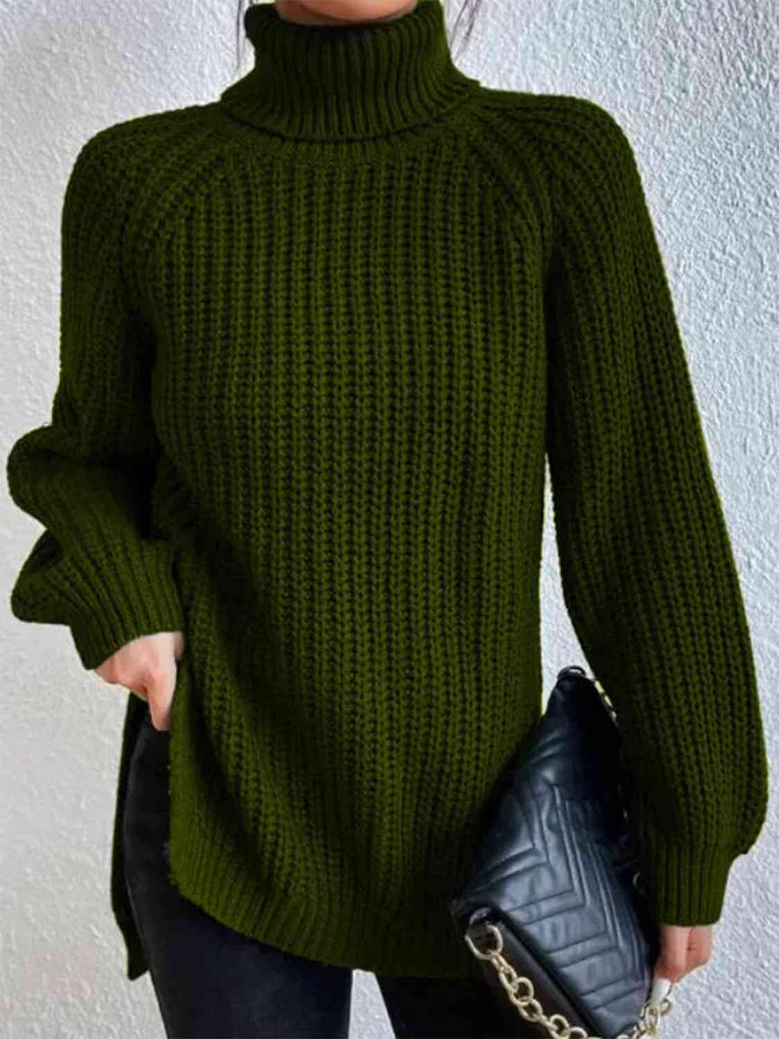 Angela Pull Femme – Pletený rolák s bočním rozparkem, elegantní pro podzim/zimu