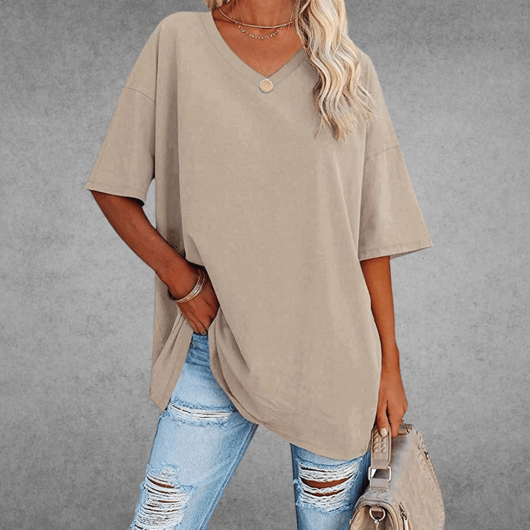 T-shirt Oversize Ninon Mulher – Design confortável com decote em V e tecido leve e respirável