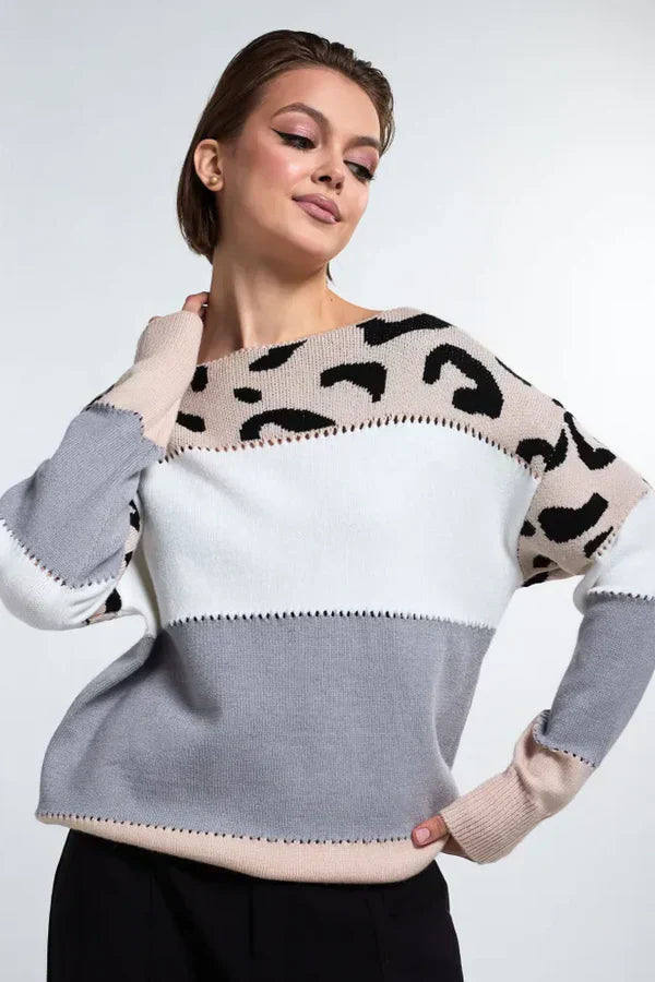 Sweter damski Alianna – szykowny polar z nadrukiem w panterkę, miękki i wygodny na co dzień