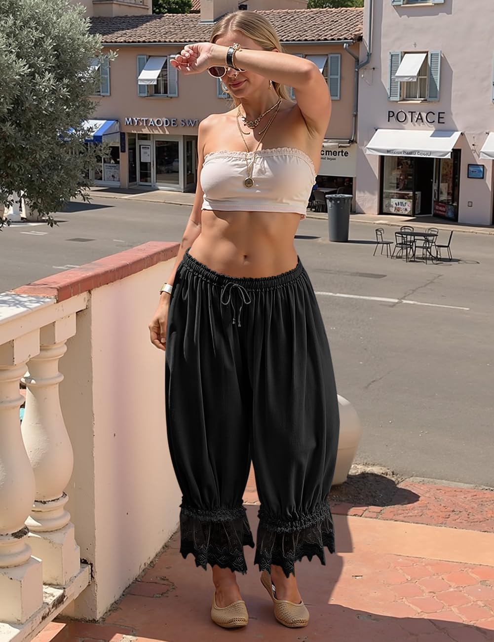Tyra damebukser vintage – bluse med blonder, bredt snit, sommerflæse, chic
