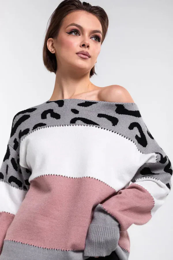 Sweter damski Alianna – szykowny polar z nadrukiem w panterkę, miękki i wygodny na co dzień