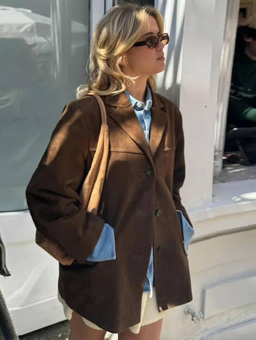 Chelsey Veste Femme en Suède Vintage – Weite, elegante & praktische Passform mit Taschen