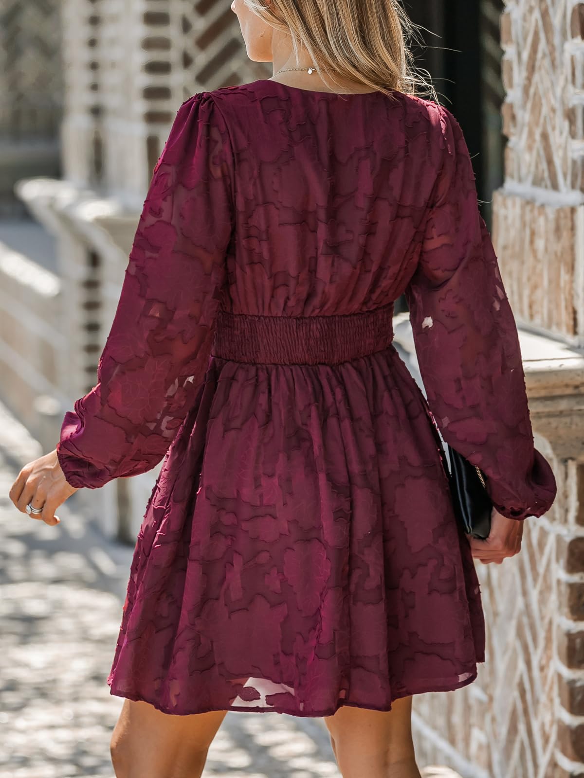 Virelle Φόρεμα Cupshe Femme – Φλοράλ Δαντέλα με V Λαιμόκοψη, Μακριά Μανίκια & Κομψή Γραμμή A-Line