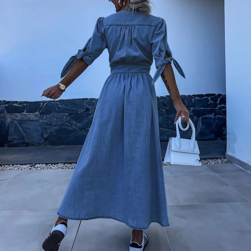 Jane kjole i jeans til kvinder – lang denimkjole med knapper og afslappet feminint look
