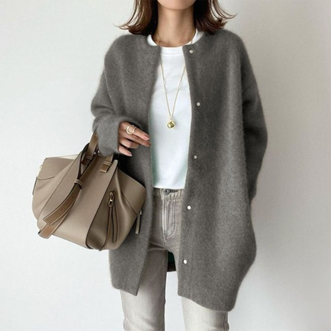 Amelia Gilet Femme Elegant – Cardigan Chic & Komfortabel i Højkvalitets Strik