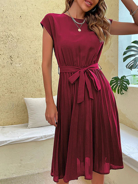 Feline Robe d’Été Élégante – Robe Légère et Féminine avec Coupe Fluide et Détails Raffinés