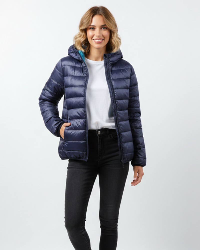 Baylor Licht Gewatteerd Damesjack – Ingebouwde Kap, Waterafstotend & Compacte Warmte