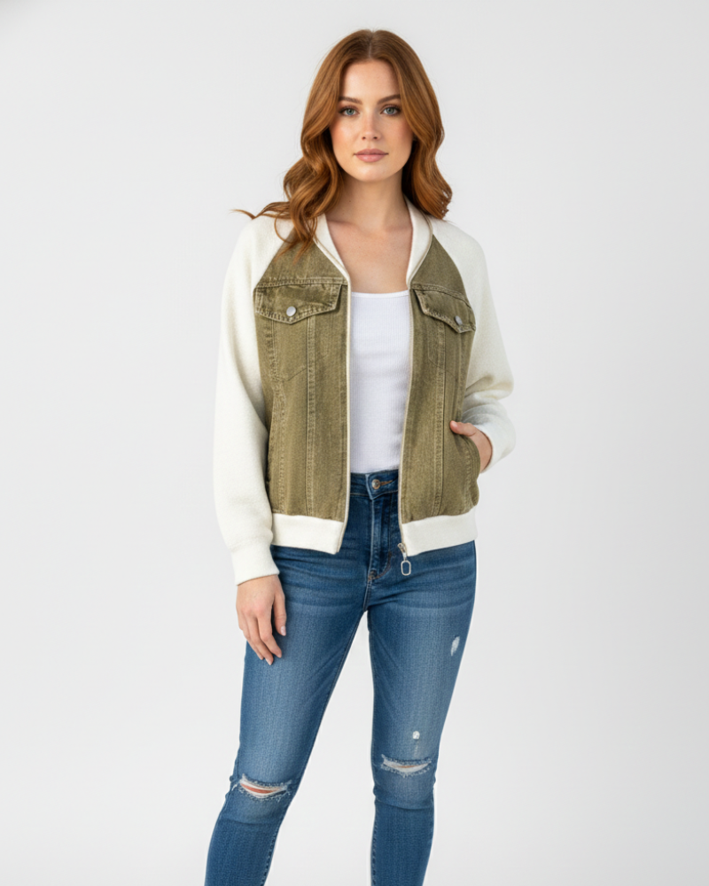 Isabella Autumn Coat for Women – Light and Warm, V-Neck & Modern Zipper