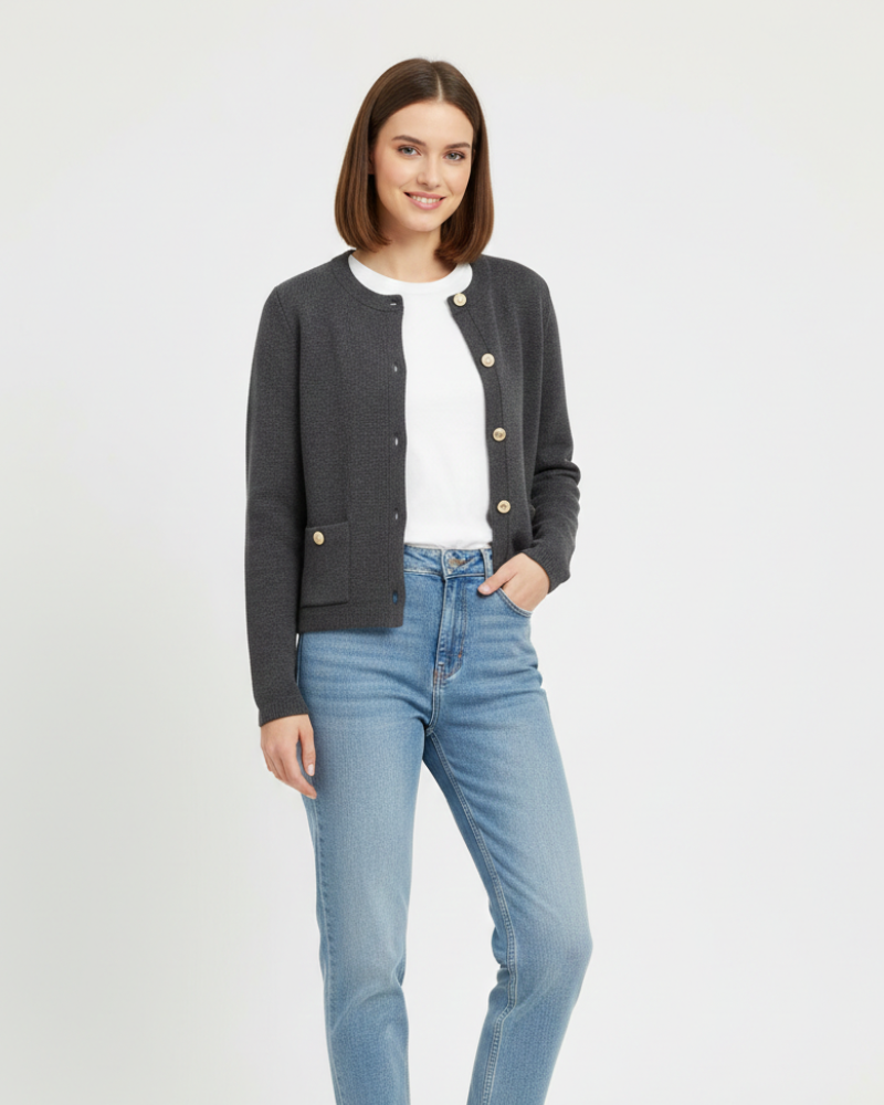 Maria Cardigan Court Dames – Fijngestructureerd Breisel, Contrasterende Knopen & Stijlvol Ontwerp