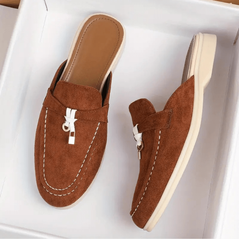 Maris Mokasiner Dame – Sommermules med Semsket Effekt med Duskdetalj og Kontrastsying