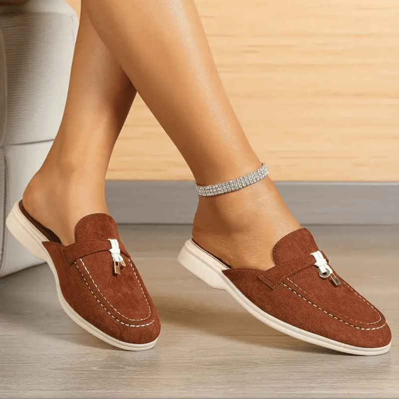 Maris Mokasiner Dame – Sommermules med Semsket Effekt med Duskdetalj og Kontrastsying